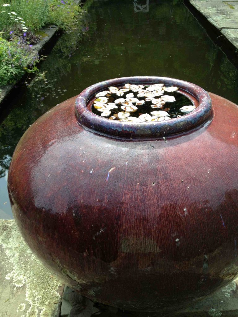 garden pottery.04