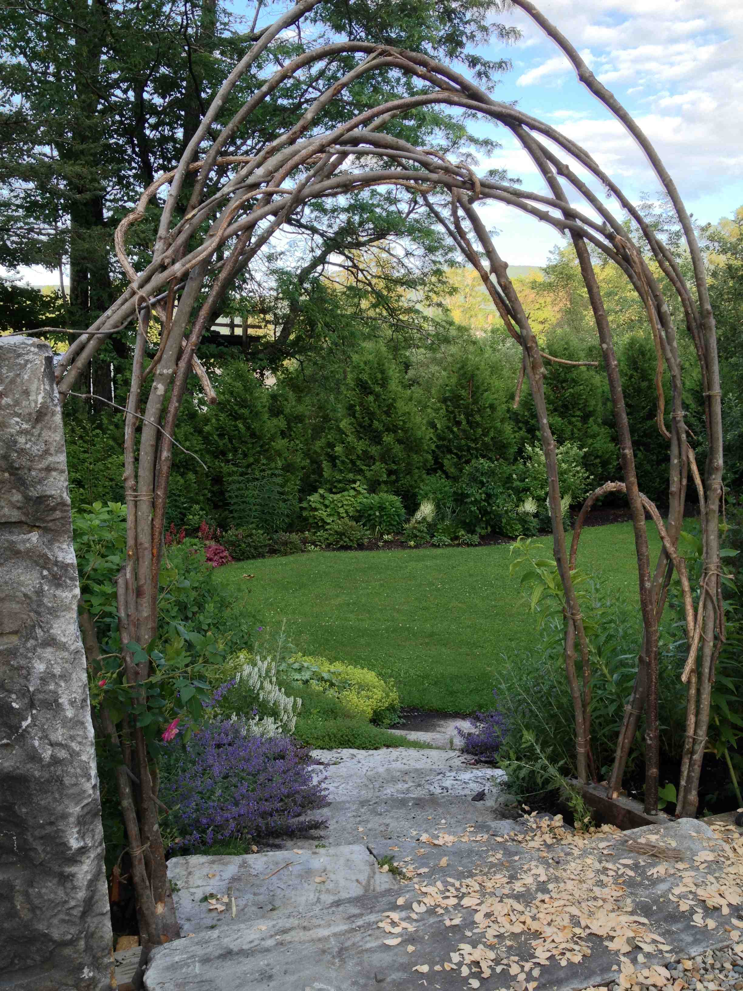 Rustic Garden Arbor Ideas 7